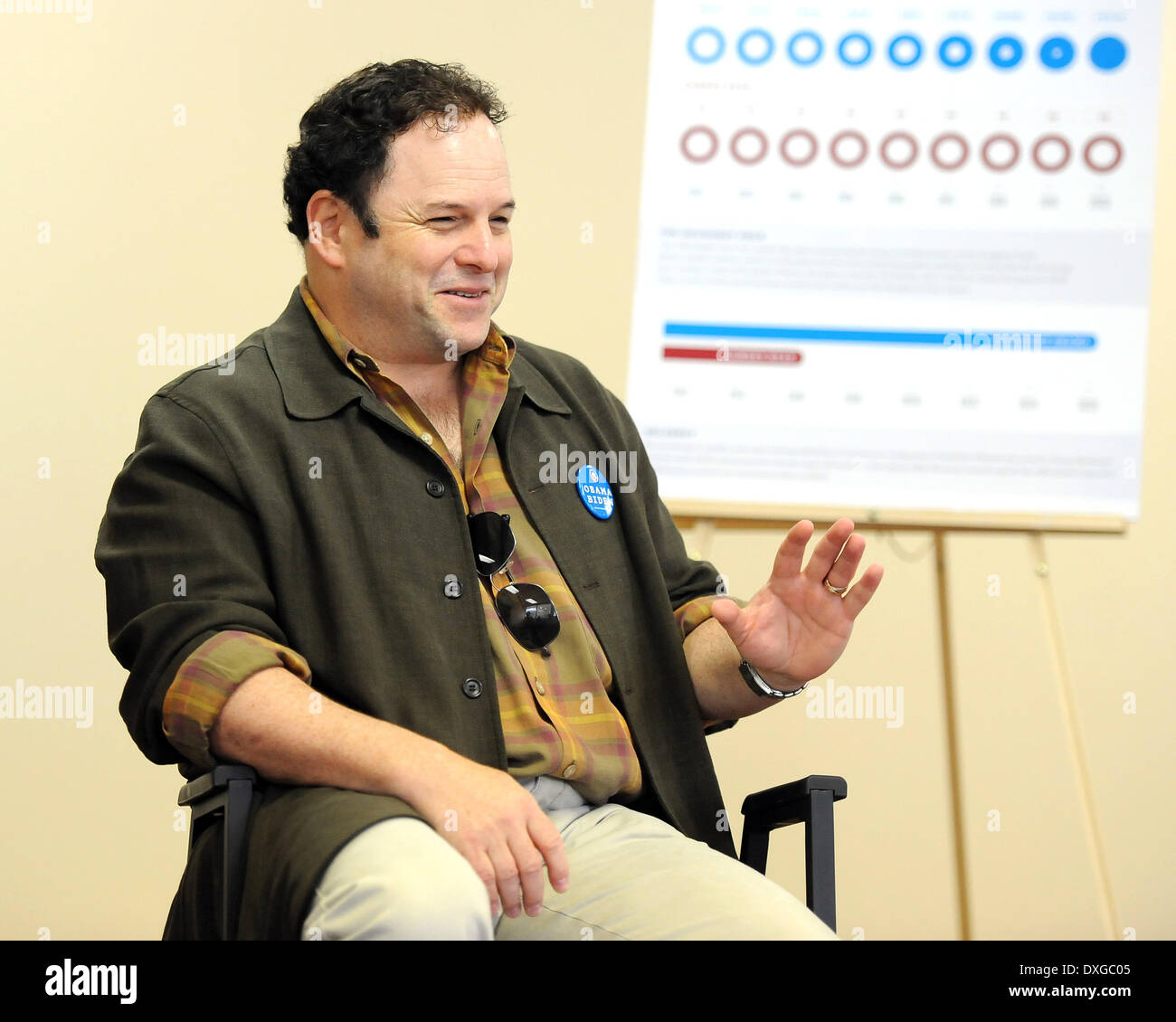 Schauspieler Jason Alexander schließt sich Obama For America Florida für Medicare Rundtisch mit lokalen Senioren an der Mae Volen Center Boc Stockfoto