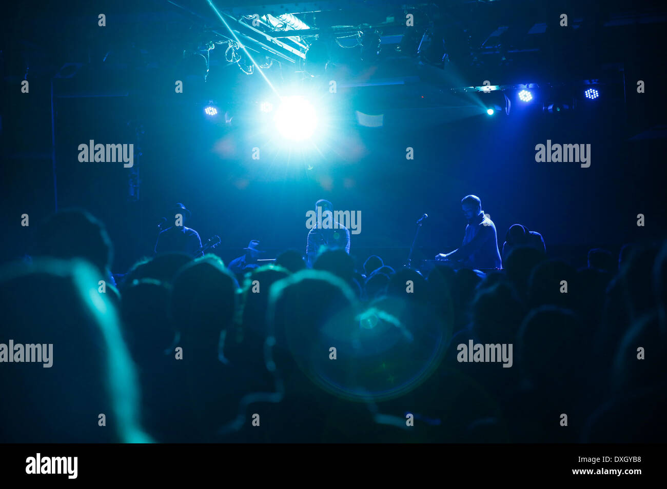 Asgeir Trausti Im Konzert Im reflektierte Und Postbahnhof. Berlin, 24.03.2014 Stockfoto