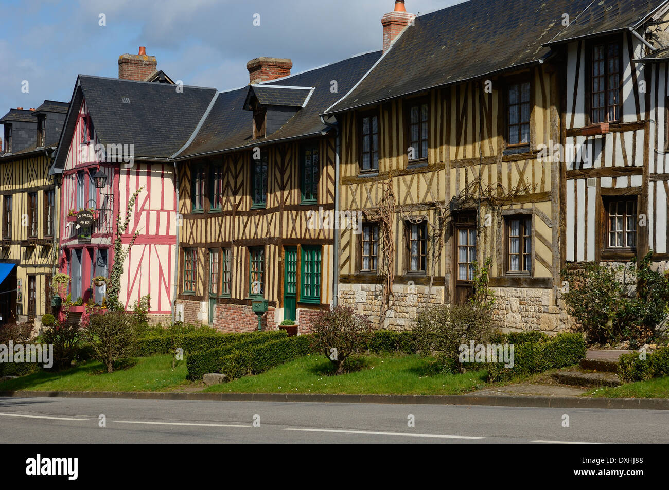 Le Bec-Hellouin Dorf. Region Haute-Normandie im Norden Frankreichs Stockfoto