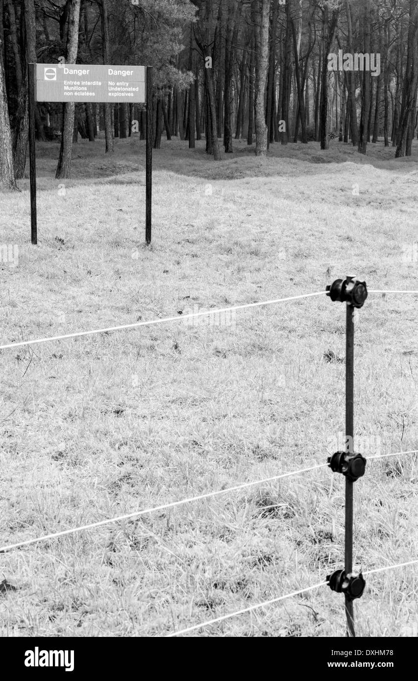 Gefahrenzeichen lange Sprengstoff bei Vimy Ridge Stockfoto