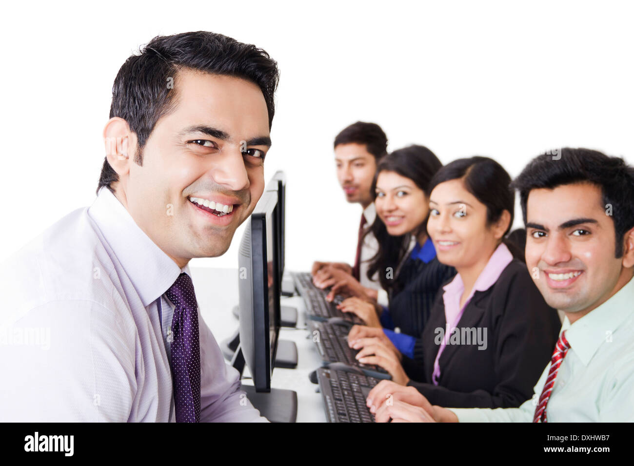 Indian Business Leute arbeiten im Callcenter Stockfoto
