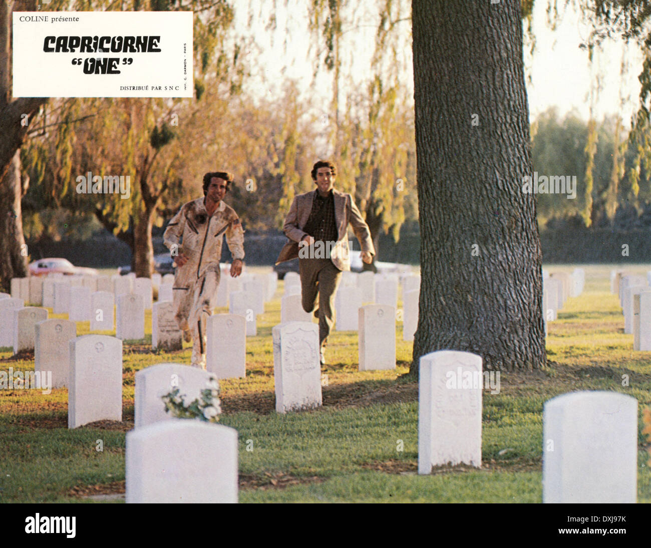 CAPRICORN ONE (UNS / GROßBRITANNIEN 1978) JAMES BROLIN, ELLIOTT GOULD PICTU Stockfoto