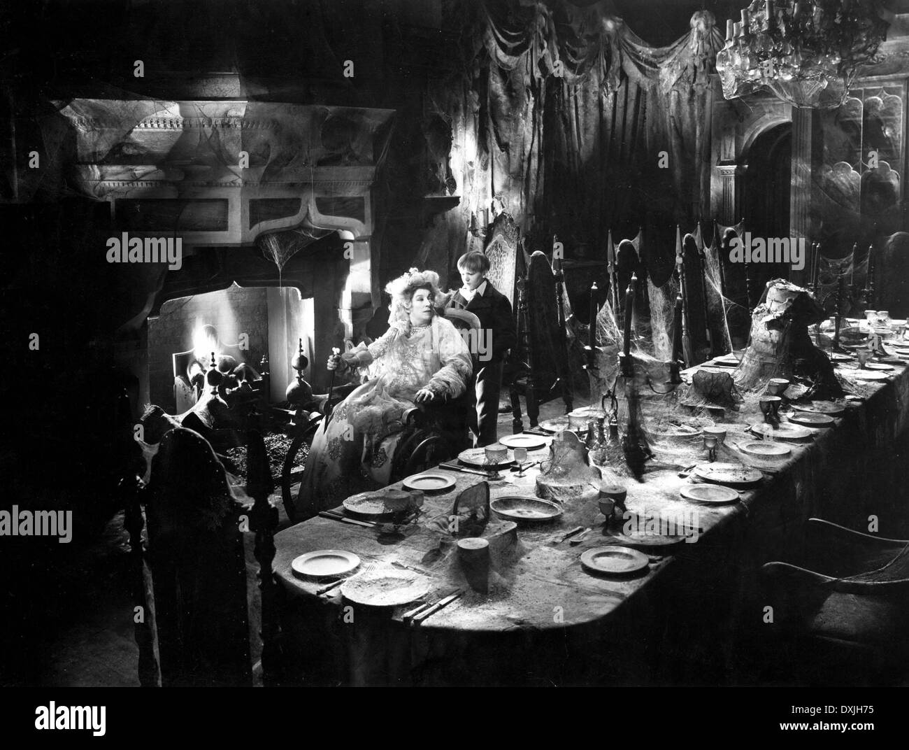 GROßE ERWARTUNGEN (BR1946) L-R, MARTITA HUNT, ANTHONY WETTE Stockfoto