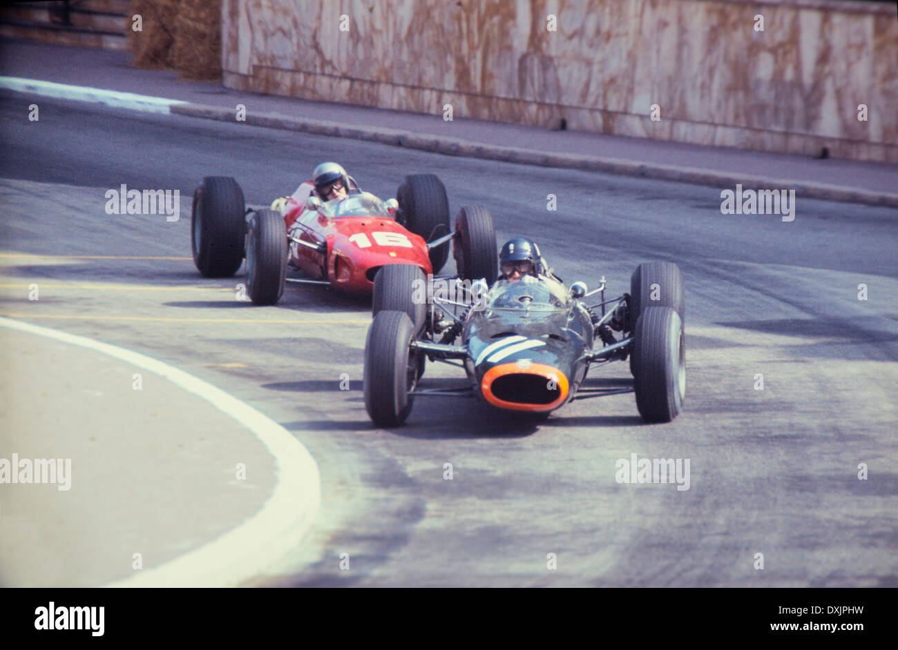 Bandini drückt Hügel über den Casino-Platz beim Grand Prix von Monaco 1966 Stockfoto