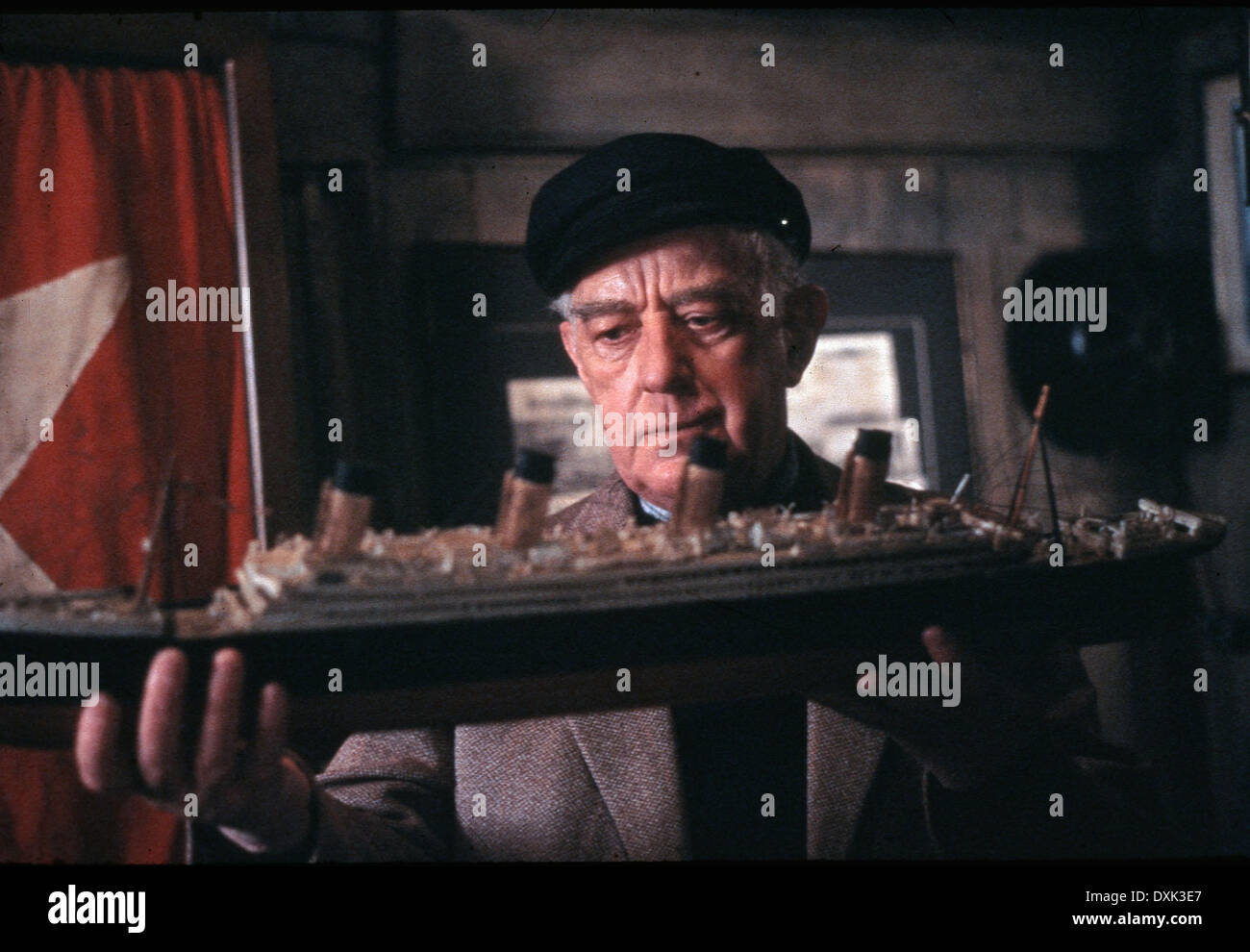 RAISE THE TITANIC (UNS / BR1980) ALEC GUINNESS Stockfoto