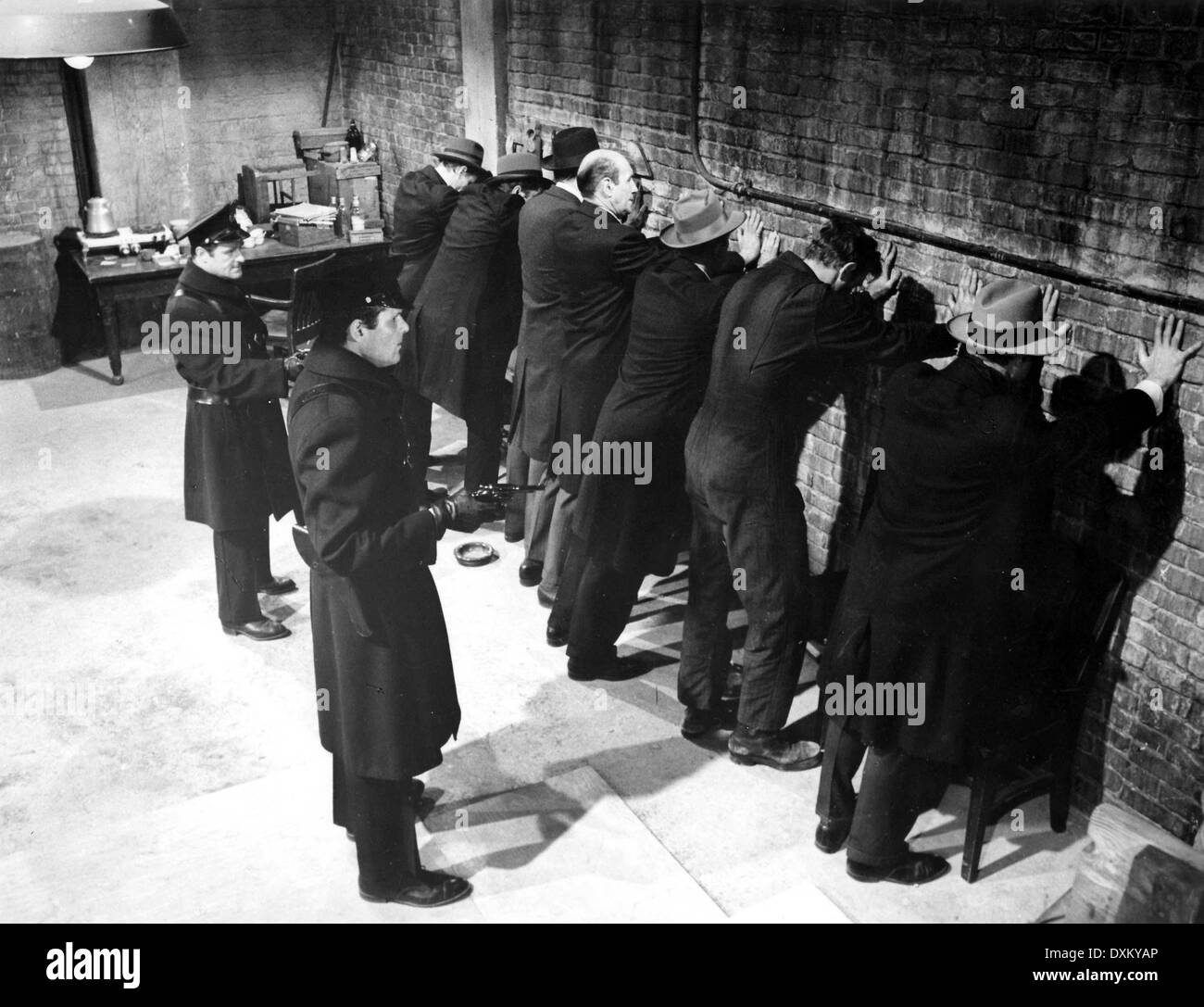 ST VALENTINE S DAY MASSACRE Stockfotografie Alamy st-valentine-s-day-massacre-stockfotografie-alamy