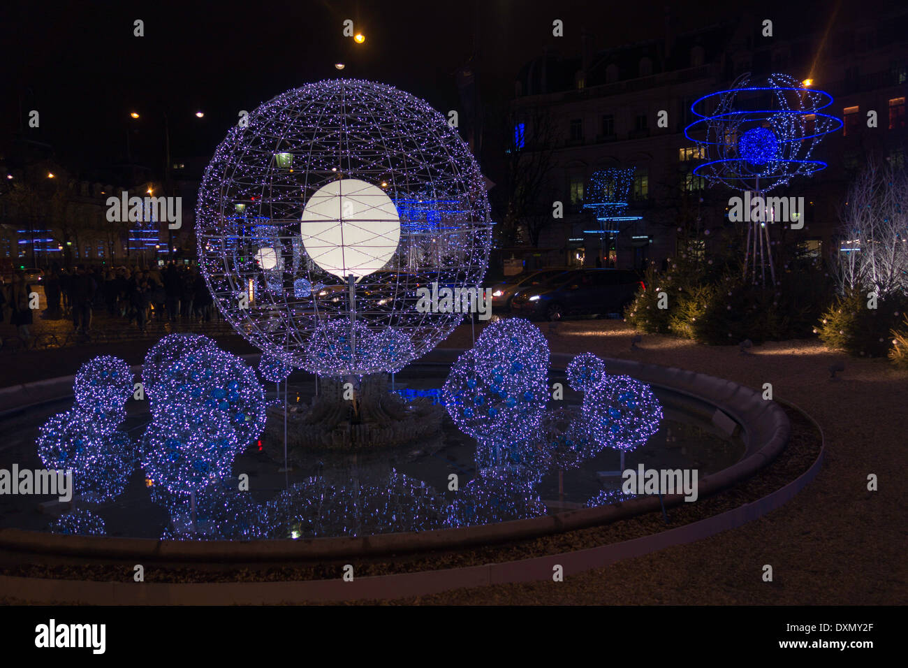 Weihnachtsbeleuchtung auf den Champs Elysees, Paris, Frankreich Stockfoto