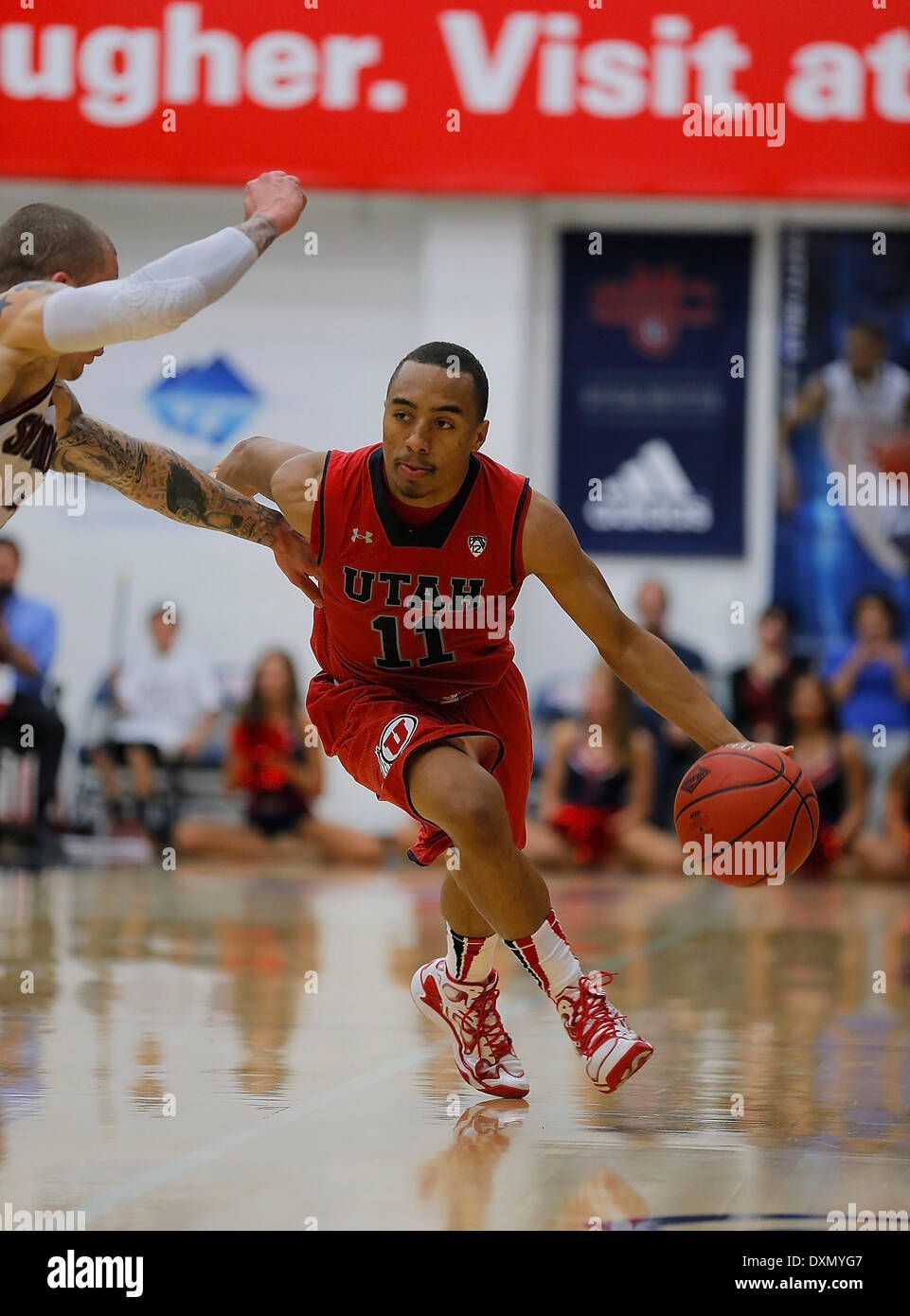Moraga, Kalifornien, USA. 18. März 2014. 18. März 2014 - Moraga, Kalifornien USA - Utah G # 11 Brandon Taylor am Mitte Hof während der NCAA Männer Basketball-Spiel zwischen Utah Runnin Utes und heiliges Marys Gaels 58-70 verloren im McKeon Pavillon, Moraga Calif © Csm/Alamy Live-Nachrichten Stockfoto
