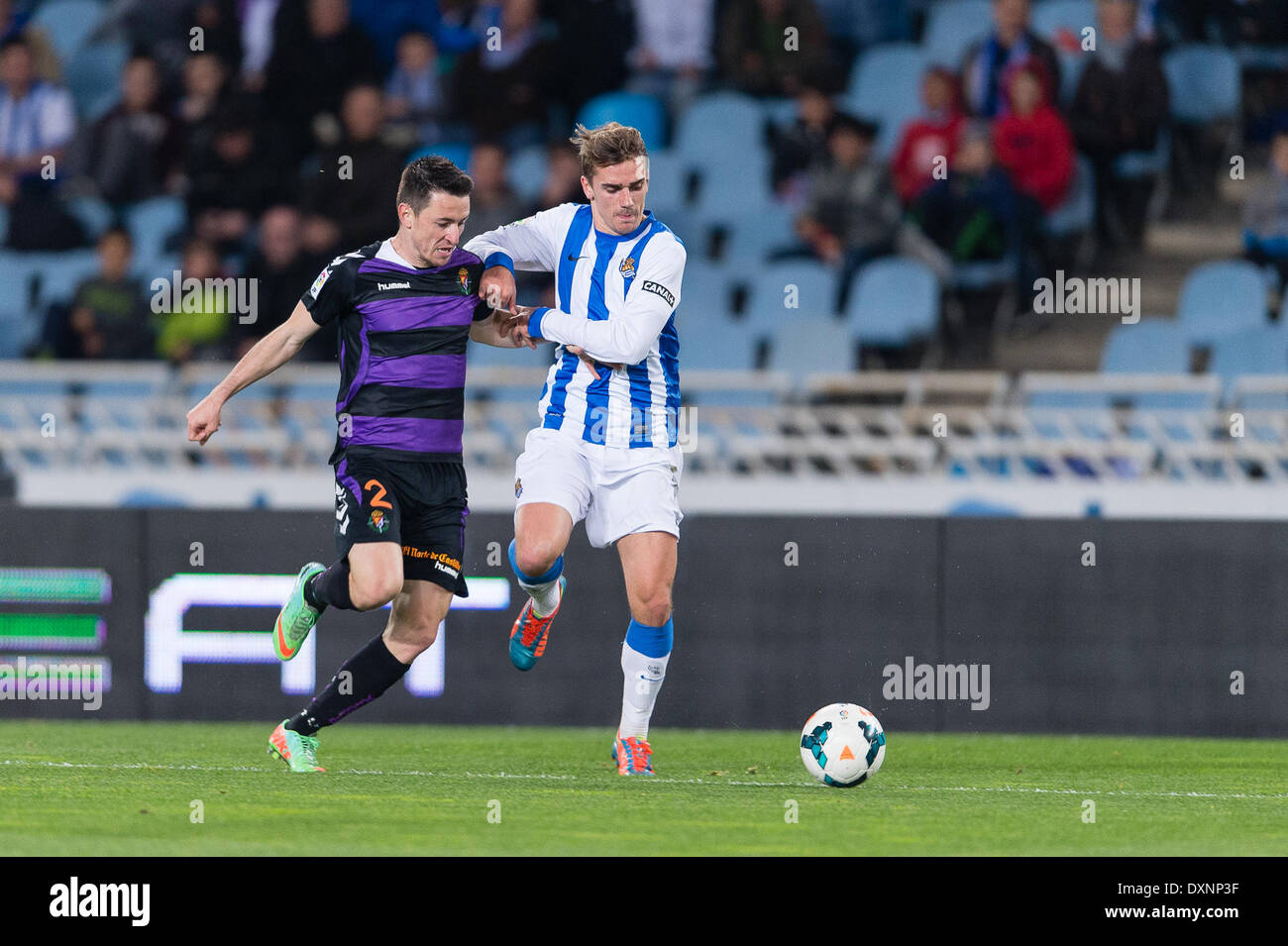 San Sebastan, Spanien. 27. März 2014. Griezmann auf das Spiel der Woche 30 der spanischen Liga BBVA zwischen Real Sociedad und Real Valladolid, im Stadion Anoeta in San Sebastian, Spanien, am 27. März 2014. Foto: Ortzi Omenaka/Urbanandsport/Nurphoto. (Kredit-Bild: © Ortzi Omenaka/NurPhoto/ZUMAPRESS.com) Stockfoto