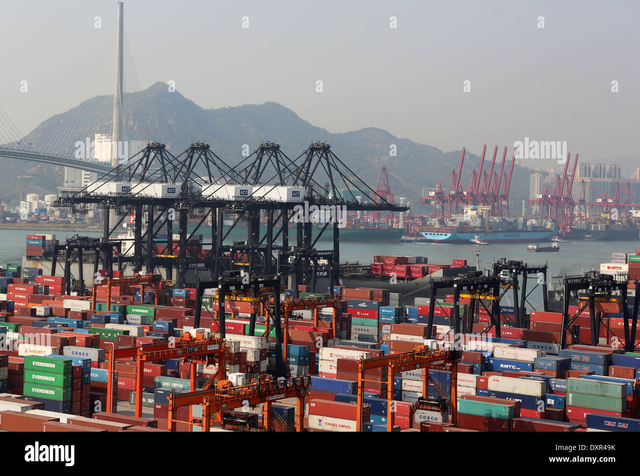 Hong Kong, China, den Containerhafen in Hong Kong International Terminal Stockfoto