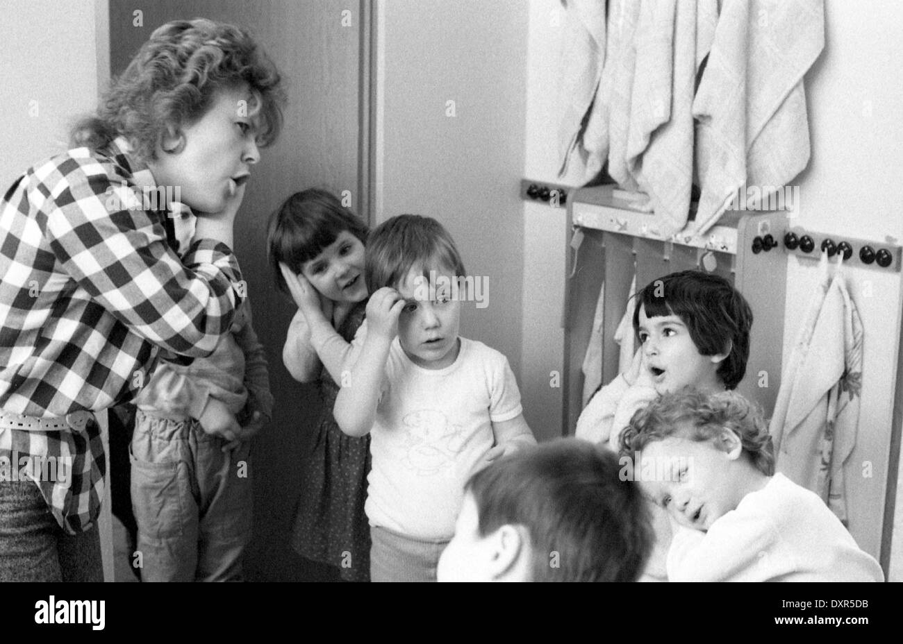  Kindergarten Ddr Stockfotos und -bilder Kaufen - Alamy Bildidee 