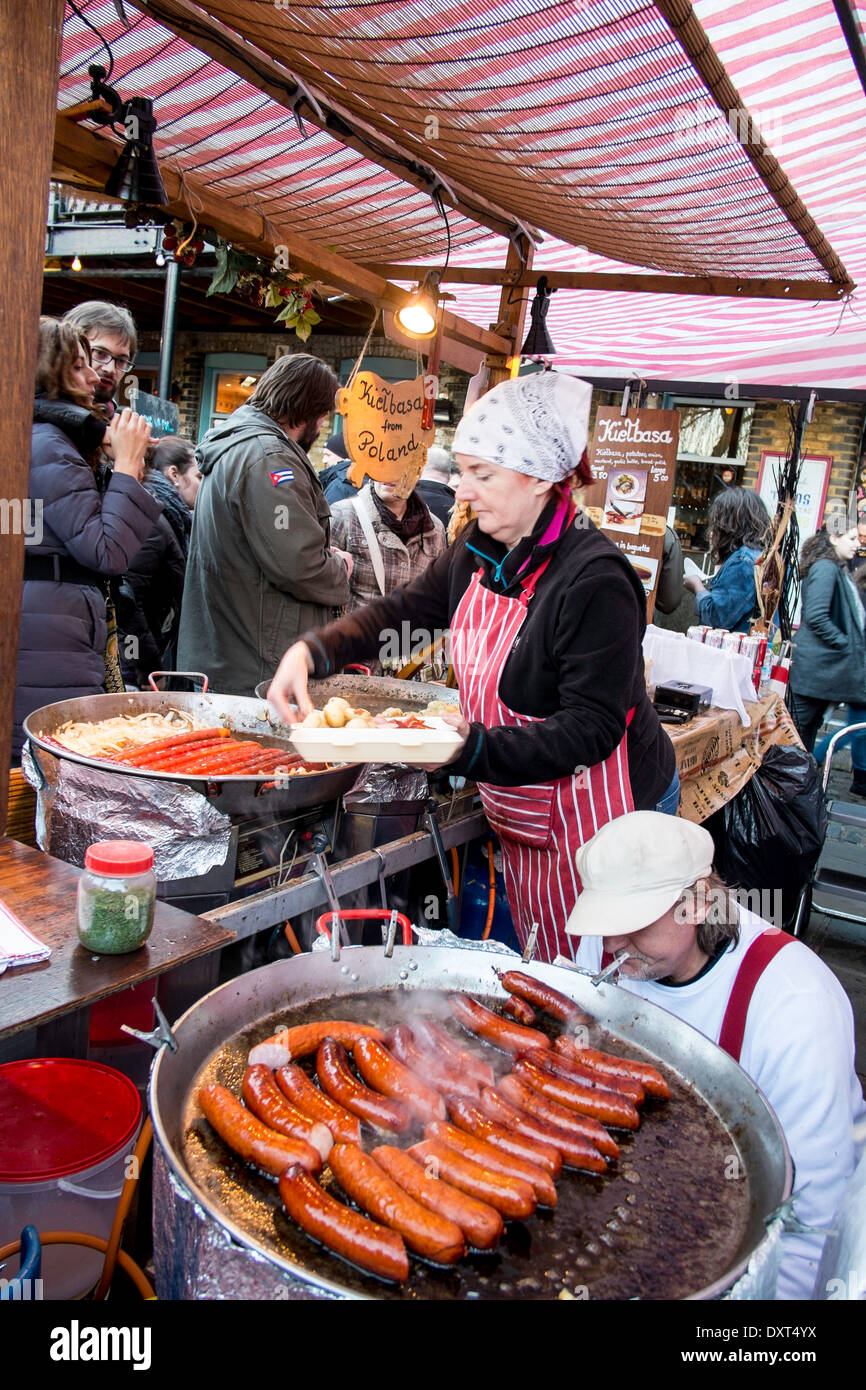 Polnische Lebensmittel verkauft an Camden Lock Market, London, Vereinigtes Königreich Stockfoto