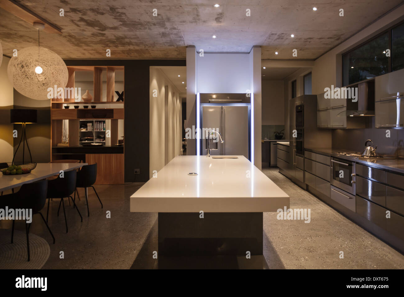 Moderne Küche Stockfoto