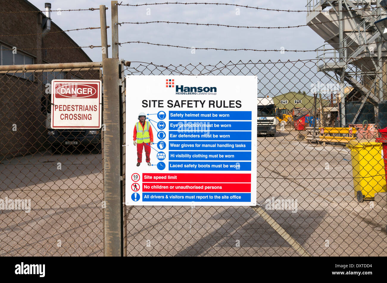 Industriestandort Arbeitsschutz Regeln Zeichen Stockfoto