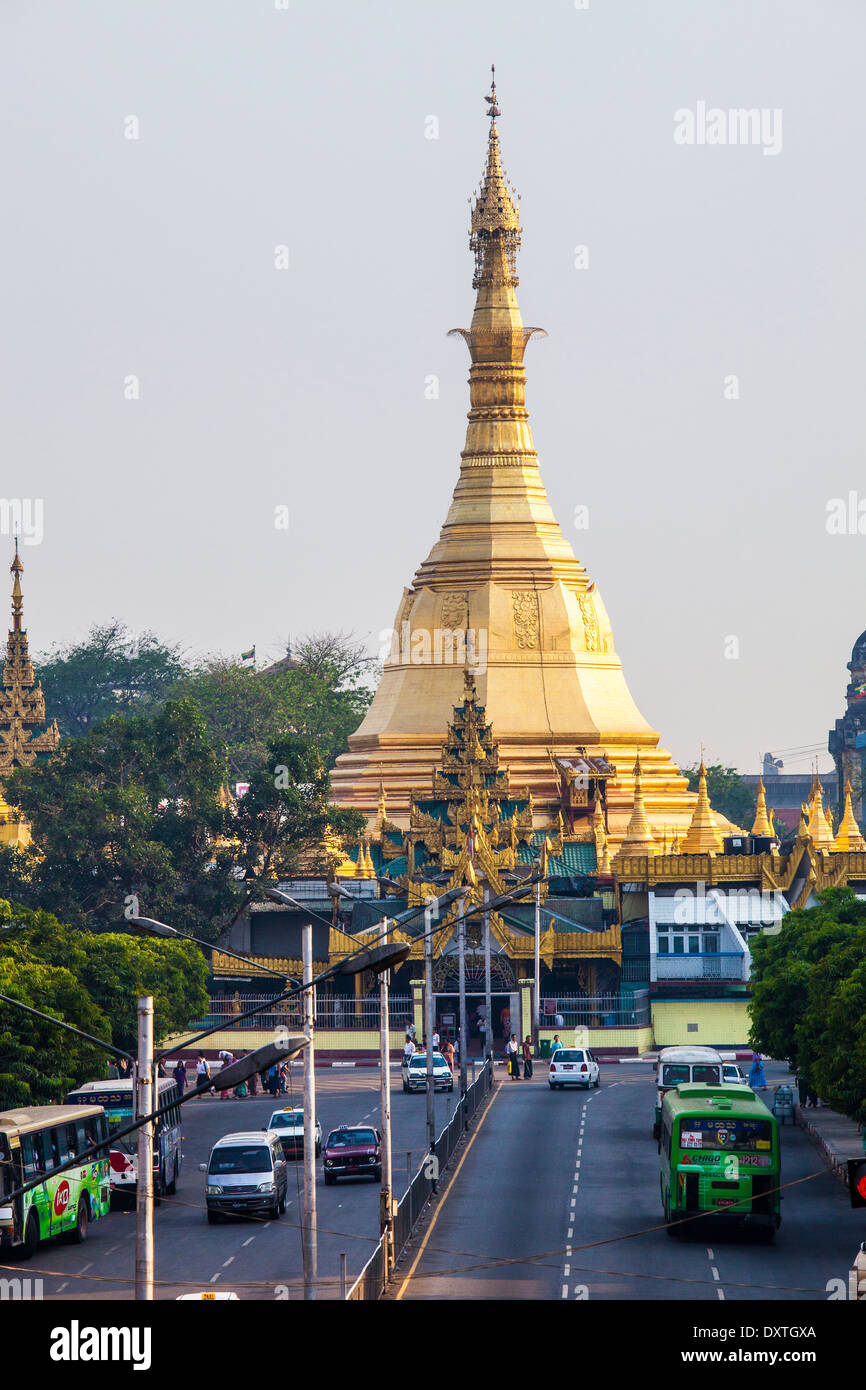 Sule Pagode buddhistischer Tempel in Yangon, Myanmar Stockfoto