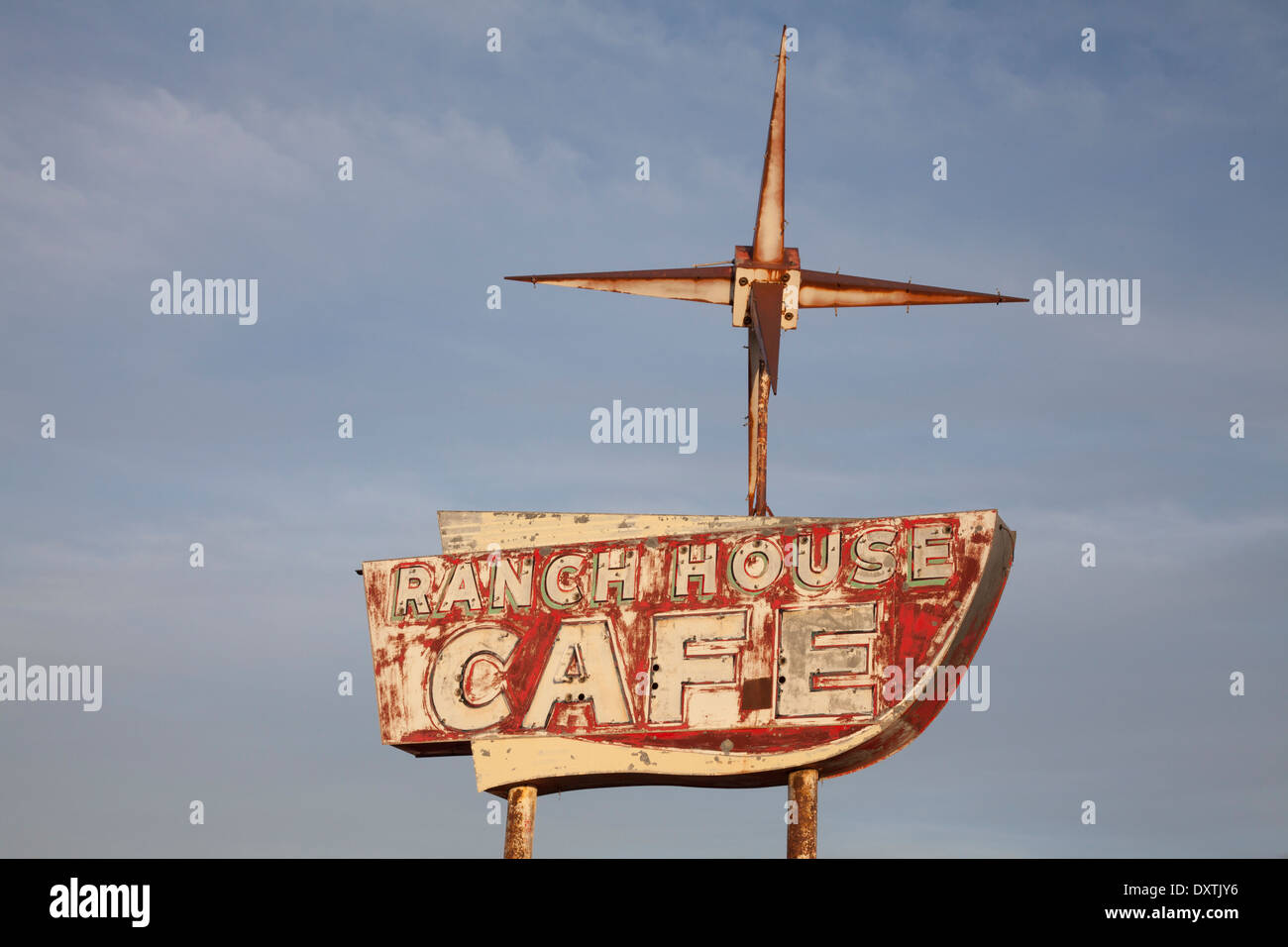 Alten Ranch House Cafe Zeichen, Vaughn, New Mexico. Stockfoto