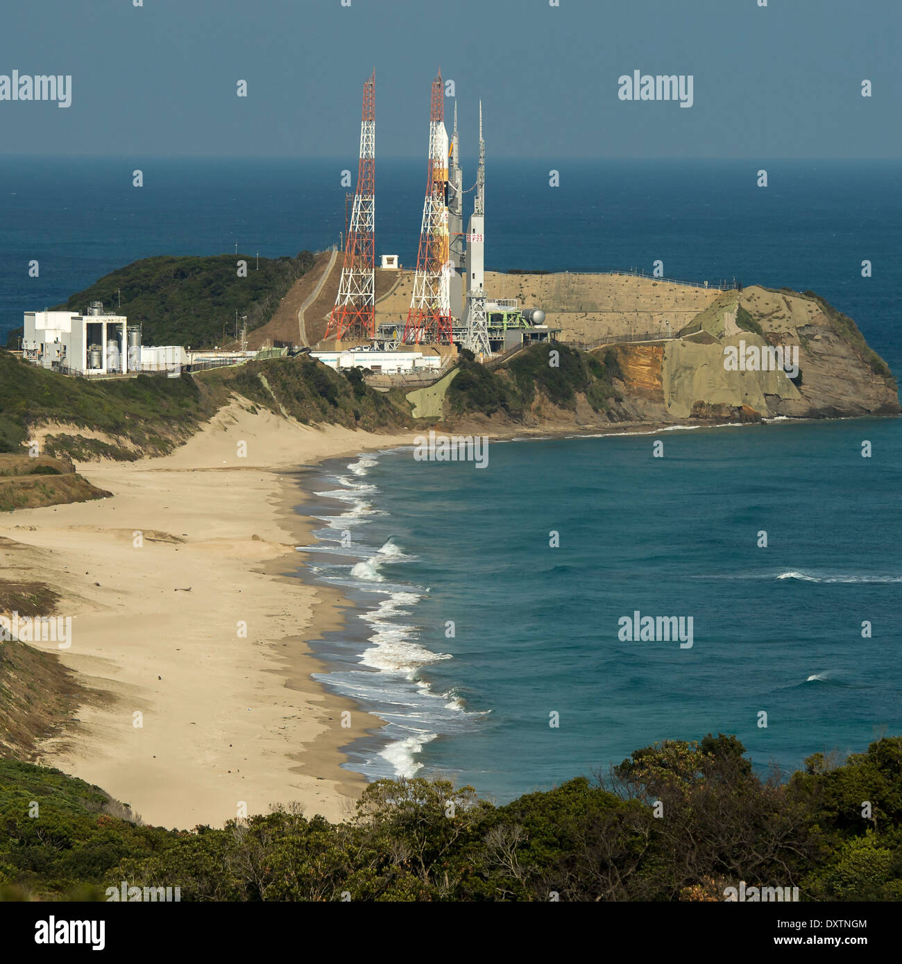 Die Global Precipitation Measurement (GPM) Mission, eine Zusammenarbeit zwischen NASA und JAXA, startete vom japanischen Tanegashima Space Center. Ziel der Mission ist es, die globalen Niederschläge zu messen und Wettervorhersagemodelle zu verbessern. Stockfoto