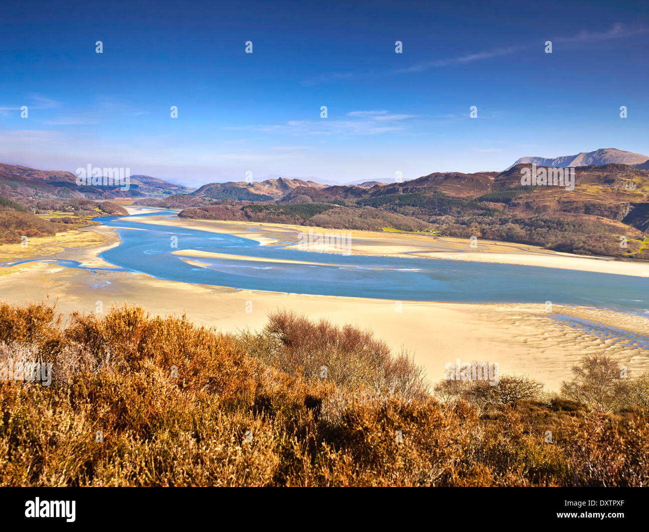 Ein Blick auf die Mündung des Mawddach und Gebirges Cadair Idris aus Sicht auf die Panoramawanderungen gehen Barmouth Stockfoto