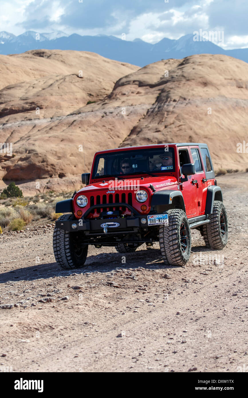 Jeep, der Hölle Rache Trail, Sand Wohnungen Recreation Area, Moab, Utah USA Stockfoto