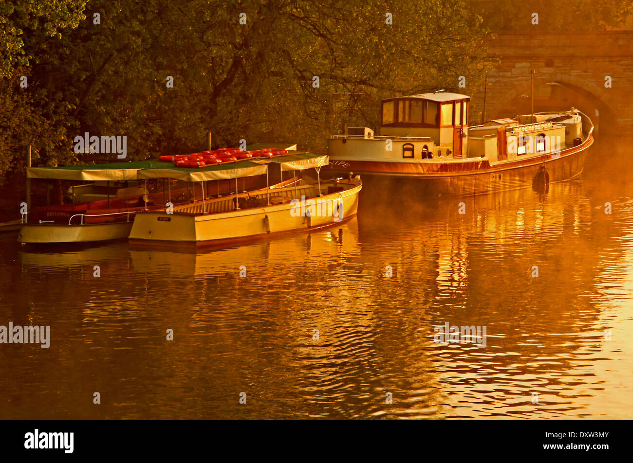 Stratford auf avon booten Fotos und Bildmaterial in hoher Auflösung