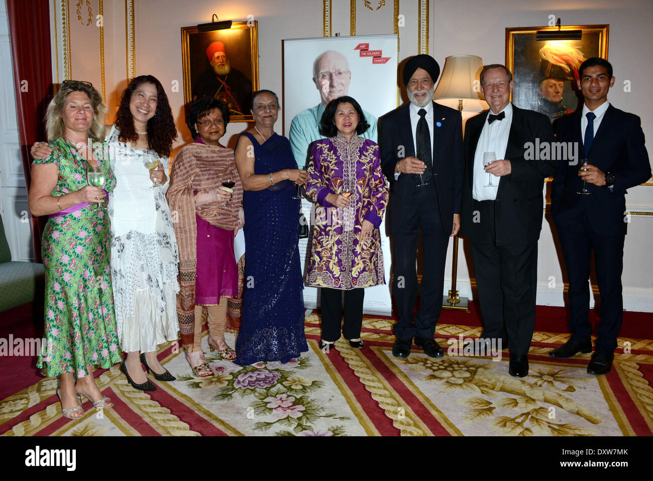 London England, 31. März 2014: Mei SIM-Lai OBE DL die organisieren und Gäste auf dem britischen Raj großen Curry Essen Fundraising für die ABF die Soldaten Charity in The Oriental Club in London. Bildnachweis: Siehe Li/Alamy Live News Stockfoto