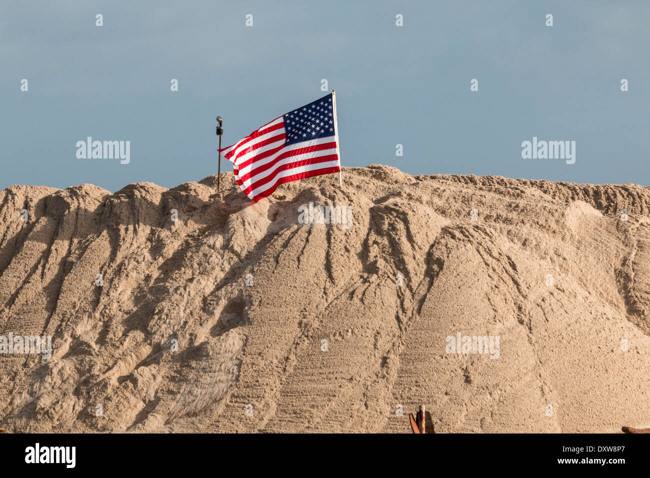 US Flag auf Kahn in Aransas Bay, in der Nähe von Port Aransas, Texas. Stockfoto