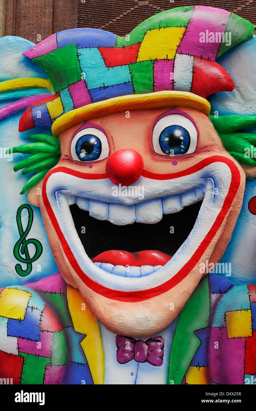Lachend Clown Gesicht gemacht, Pappmaché, Karneval, Düsseldorf, Nordrhein-Westfalen, Deutschland Stockfoto