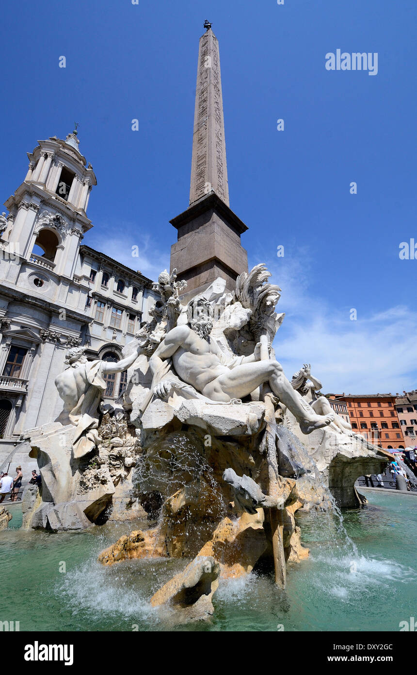 Piazza Navona Fontana dei Fiumi, Roma, Italien Stockfoto
