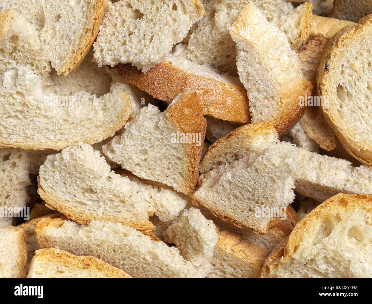 Stücke von starb Brot von oben geschossen Stockfoto