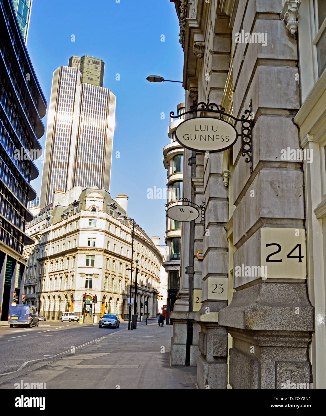 Architektur in der City of London zeigt Tower 42, London, England, Vereinigtes Königreich Stockfoto