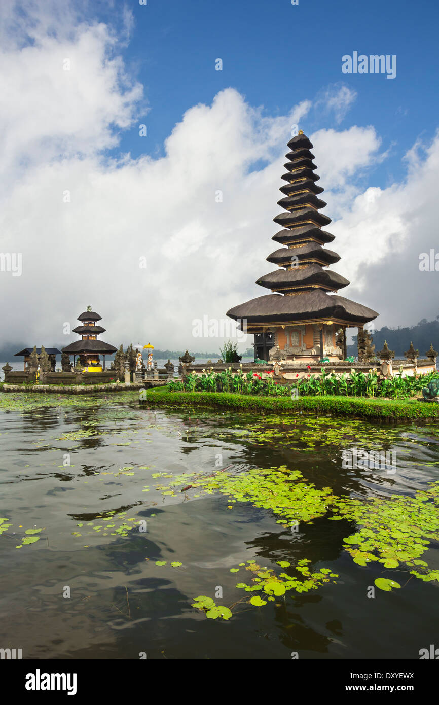 Pura Ulun Danu Tempel auf einem See Beratan, Bali, Indonesien Stockfoto