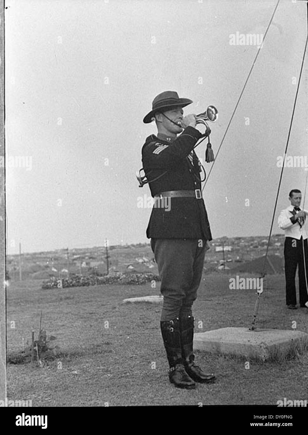 Der letzte Beitrag, Tag des Waffenstillstands Zeremonie an einem Sydney Golfplatz, Kensington, November 1936 / Foto von Sam Hood Stockfoto