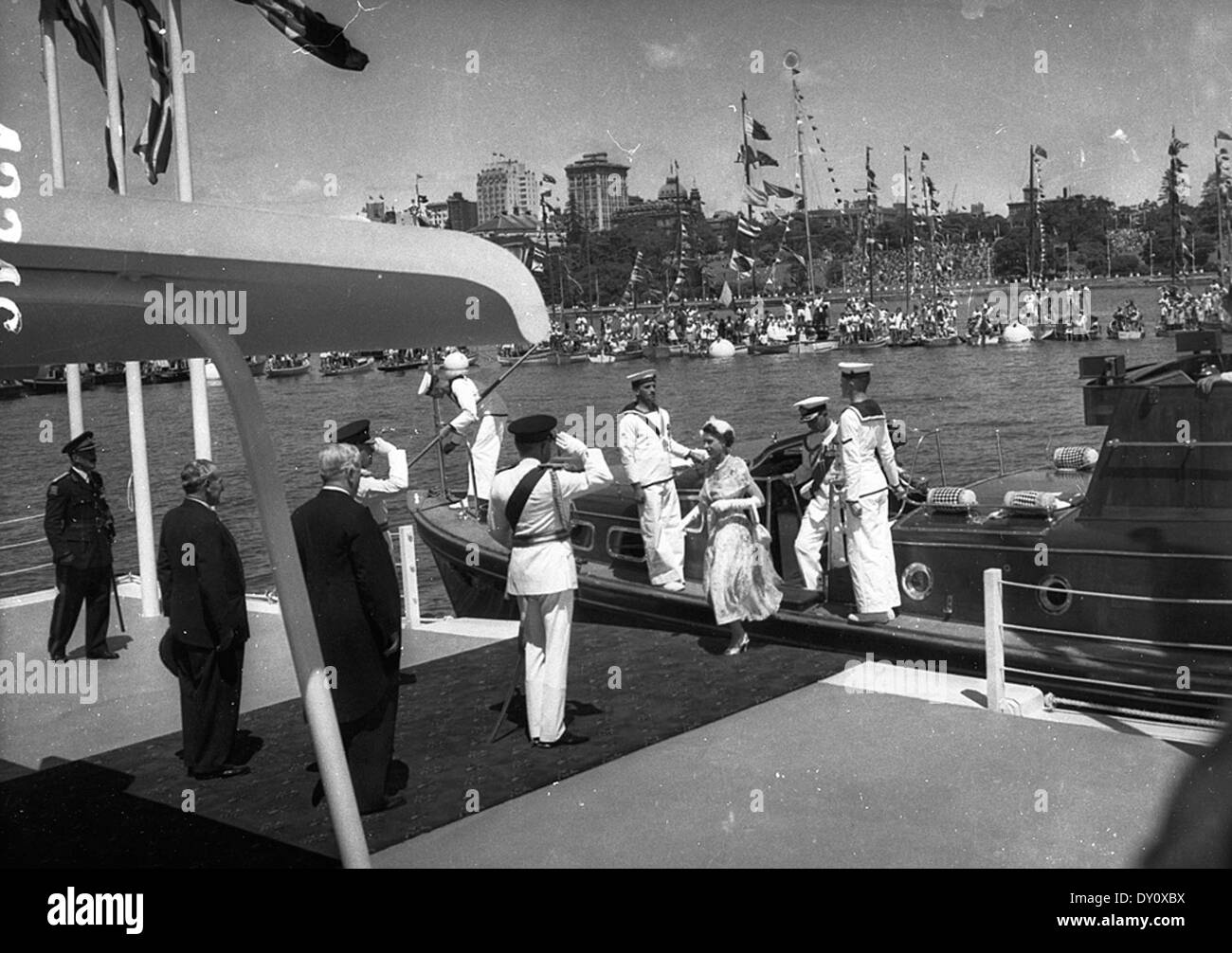 Queen Elizabeth kommt für die königlichen besuchen, 1954, Farm Cove, Sydney / Fotograf Jack Hickson Stockfoto