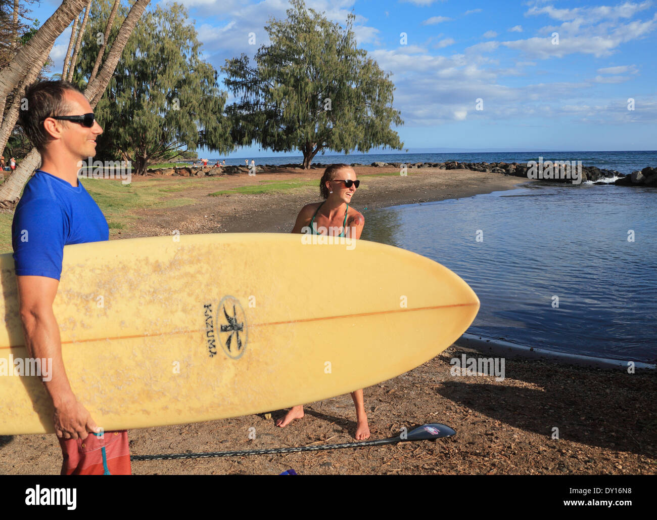 Paar im Launiupoko State Wayside Park auf Maui Stockfoto