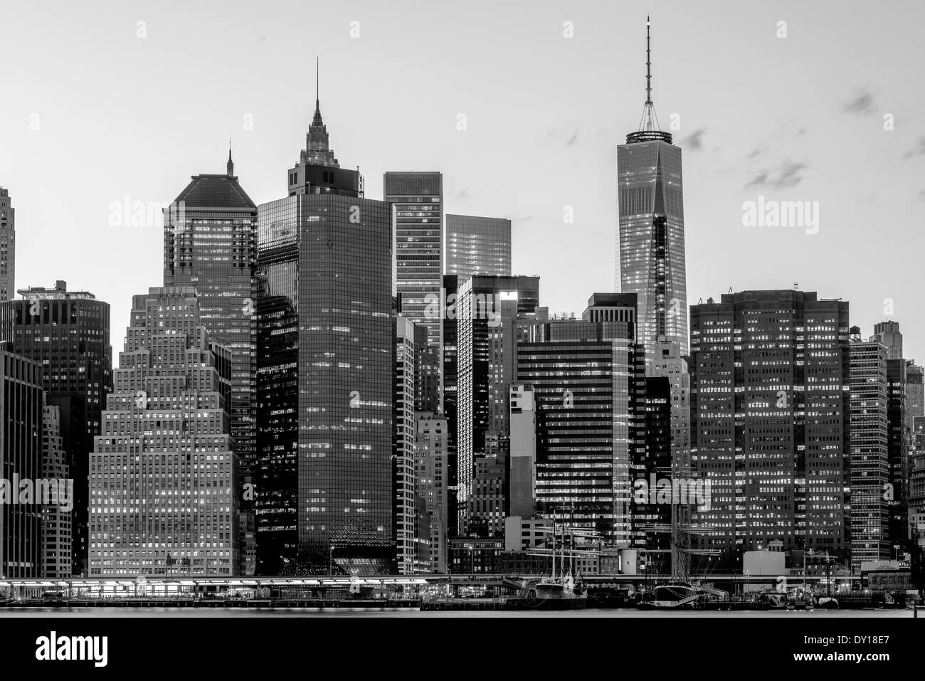 Skyline von Manhattan in schwarz / weiß Stockfoto