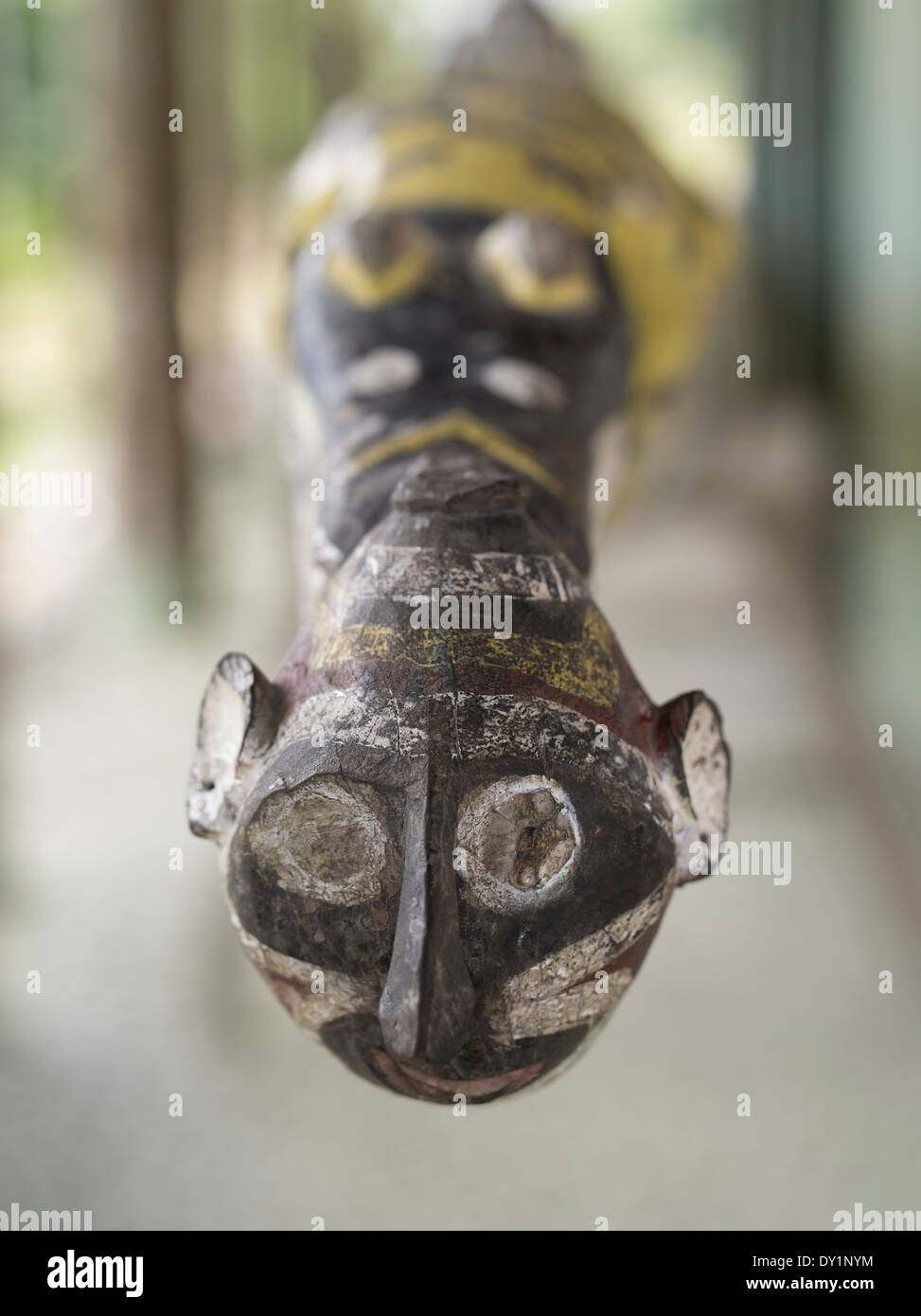 Tribal Kunstwerke ausgestellt im National Museum, Port Moresby, Papua-Neuguinea Stockfoto