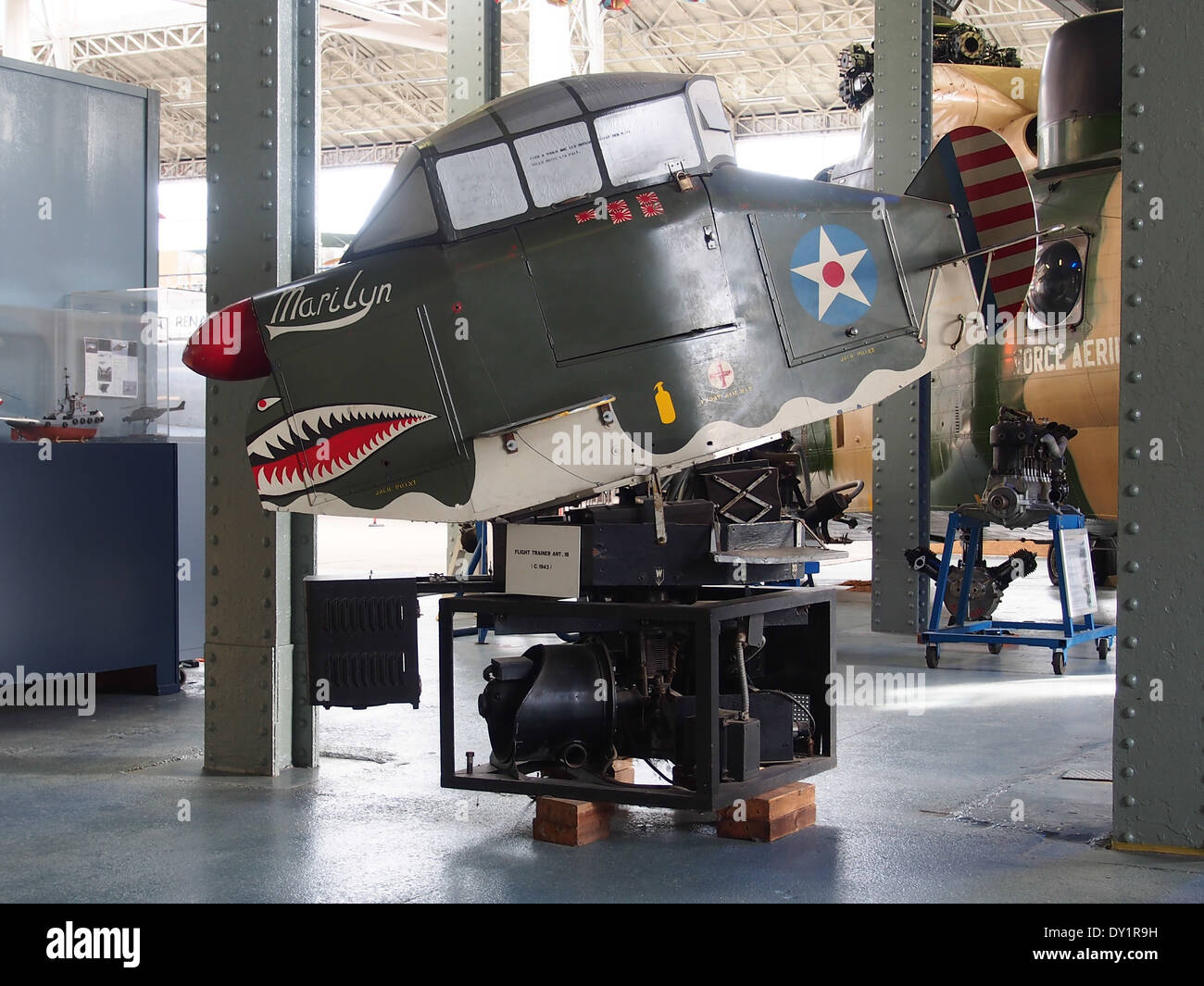 Der Flight Trainer Ant18 ist ein spezielles Flugzeug, das in Flugtrainingsprogrammen eingesetzt wird. Das Ant18 ist bekannt für seine Stabilität und einfache Handhabung und wurde entwickelt, um neuen Piloten bei der Entwicklung grundlegender Flugfähigkeiten zu helfen. Es wird häufig in zivilen und militärischen Flugschulen auf der ganzen Welt verwendet. Stockfoto