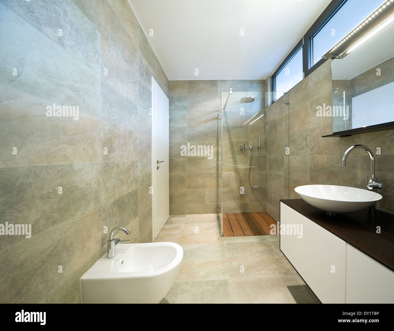 innen modernes Haus, Bad Stockfoto