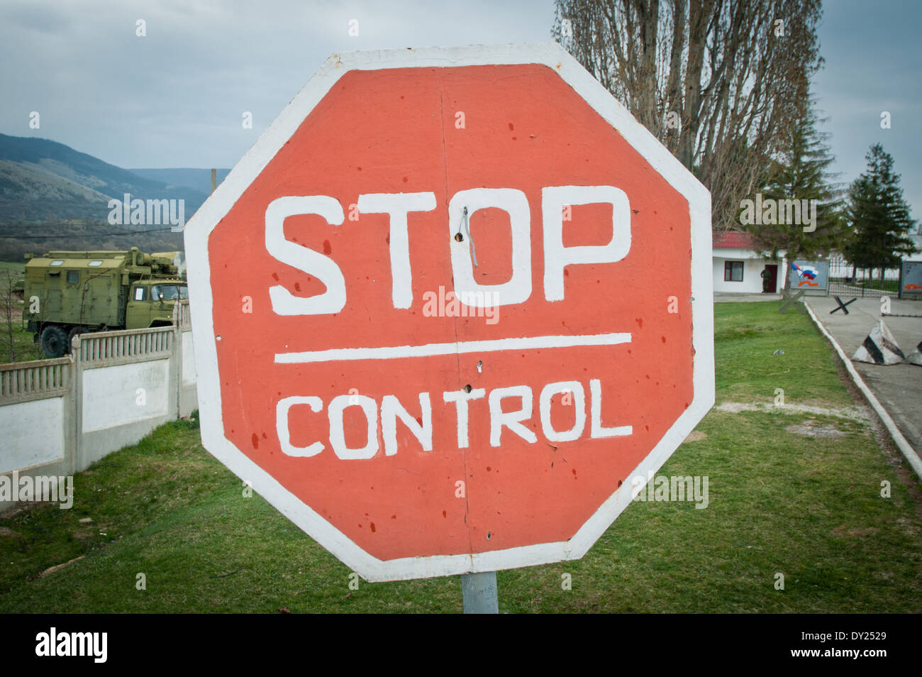 ehemaligen Militärbasis ukrainische 36. separate Machanized Küsten Infanterie-brigade in Perevalne Dorf, Crimea Stockfoto