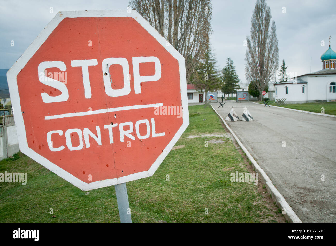 ehemaligen Militärbasis ukrainische 36. separate Machanized Küsten Infanterie-brigade in Perevalne Dorf, Crimea Stockfoto