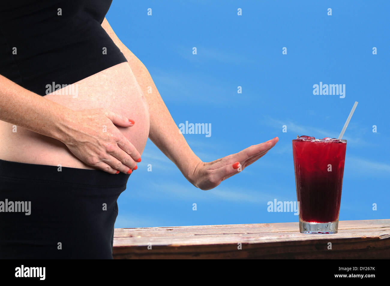 sagt Nein zu Alkohol während der Schwangerschaft Konzept Stockfoto