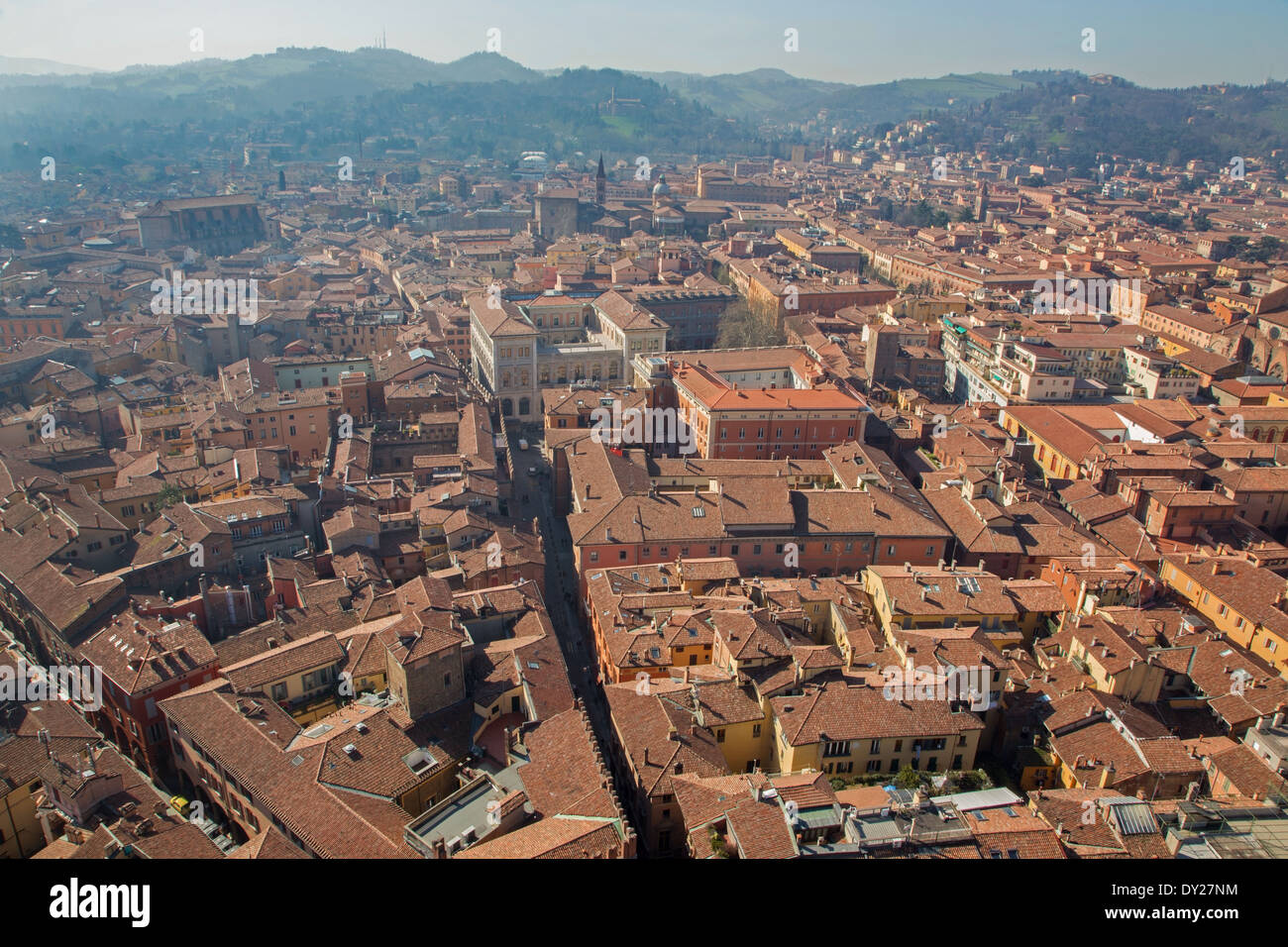 Bologna - Ausblick von Torre Asinelli Süden Morgen Stockfoto