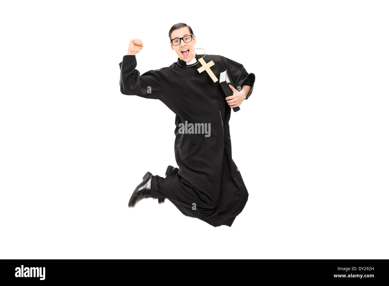 Aufgeregt männliche Priester springen vor Freude Stockfoto