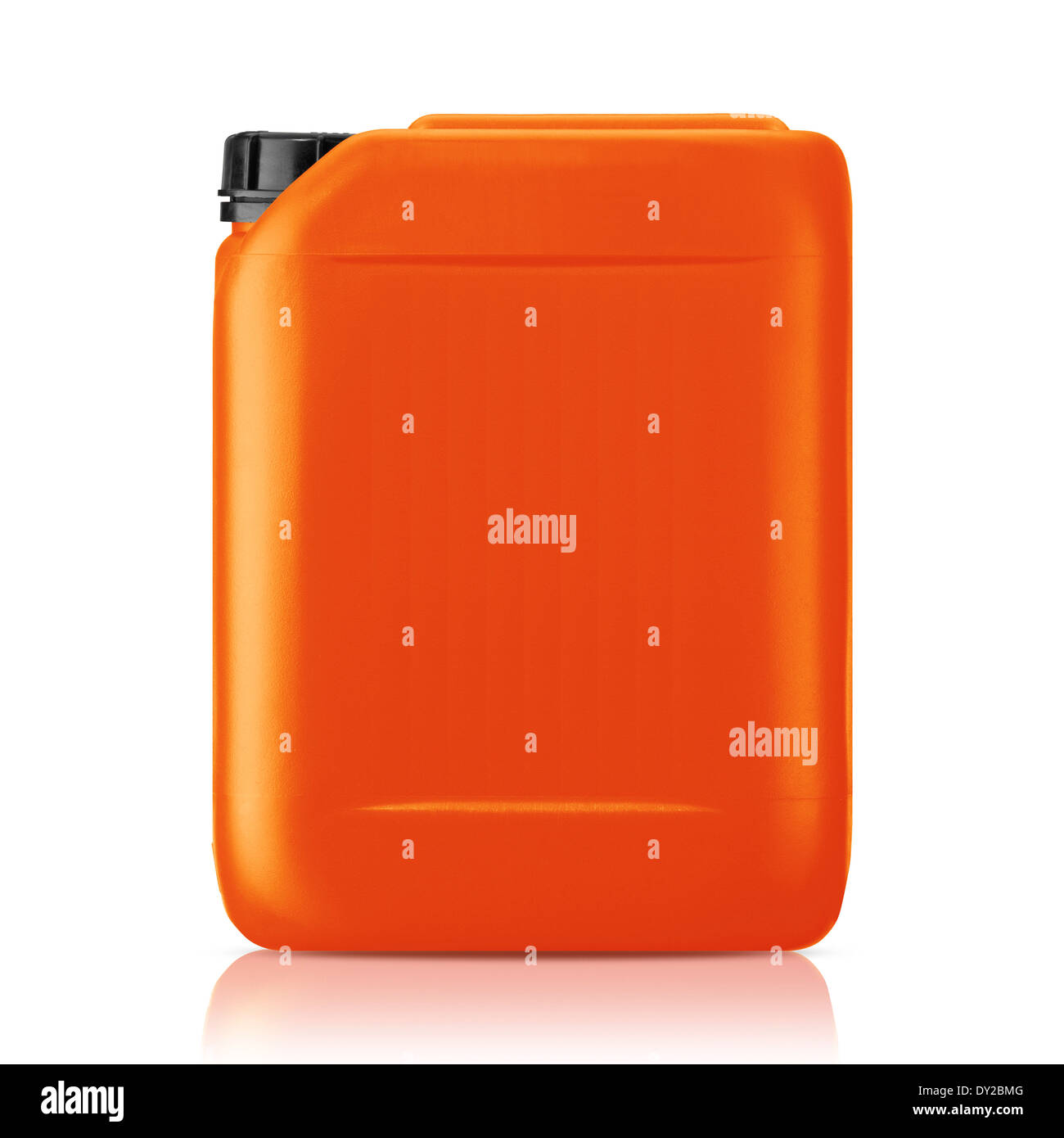 Orange Kunststoff Gallone, Jerry kann isoliert auf einem weißen Hintergrund. (mit Beschneidungspfad Arbeit) Stockfoto