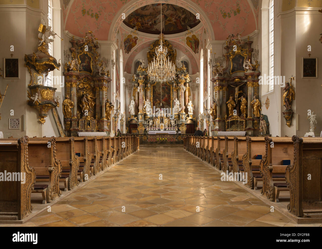 Innenraum der Kirche Saint-Peter Saint-Paul, Oberammergau, Bayern, Deutschland. Stockfoto