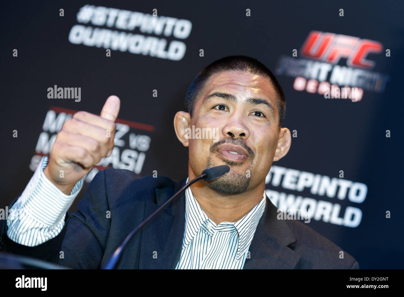 Berlin, Deutschland. 3. April 2014. Kampf-Nacht-BERLIN, UFC Pressekonferenz und Foto-Aufruf mit Überschrift Kämpfer Mark Munoz und Gegard Mousasi (Kampf am 31. Mai) und UFC MD für EMEA, Garry Cook. O2 World Berlin Gastgeber die UFC zum ersten Mal, in dem, was die dritte Veranstaltung für die Organisation in Deutschland. / Bild: Mark Munoz, UFC-Kämpfer © Reynaldo Paganelli/NurPhoto/ZUMAPRESS.com/Alamy Live News Stockfoto