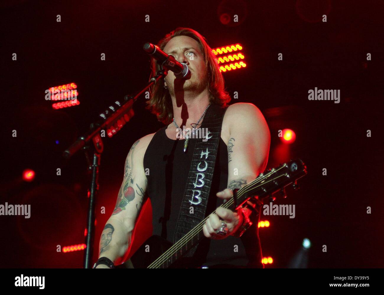 Las Vegas, NV, USA. 4. April 2014. Tyler Hubbard, Florida Georgia Line The LINQ in Anwesenheit für 2nd Annual ACM-Party für ein Ursache-Festival - Fr, Las Vegas, NV 4. April 2014. Bildnachweis: James Atoa/Everett Collection/Alamy Live-Nachrichten Stockfoto