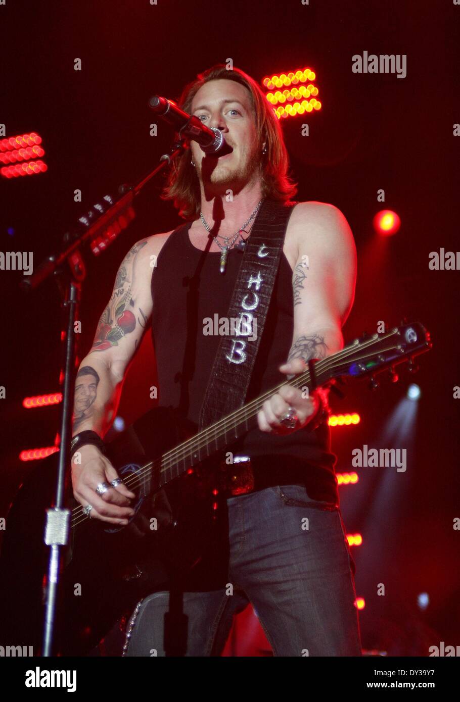 Las Vegas, NV, USA. 4. April 2014. Tyler Hubbard, Florida Georgia Line The LINQ in Anwesenheit für 2nd Annual ACM-Party für ein Ursache-Festival - Fr, Las Vegas, NV 4. April 2014. Bildnachweis: James Atoa/Everett Collection/Alamy Live-Nachrichten Stockfoto