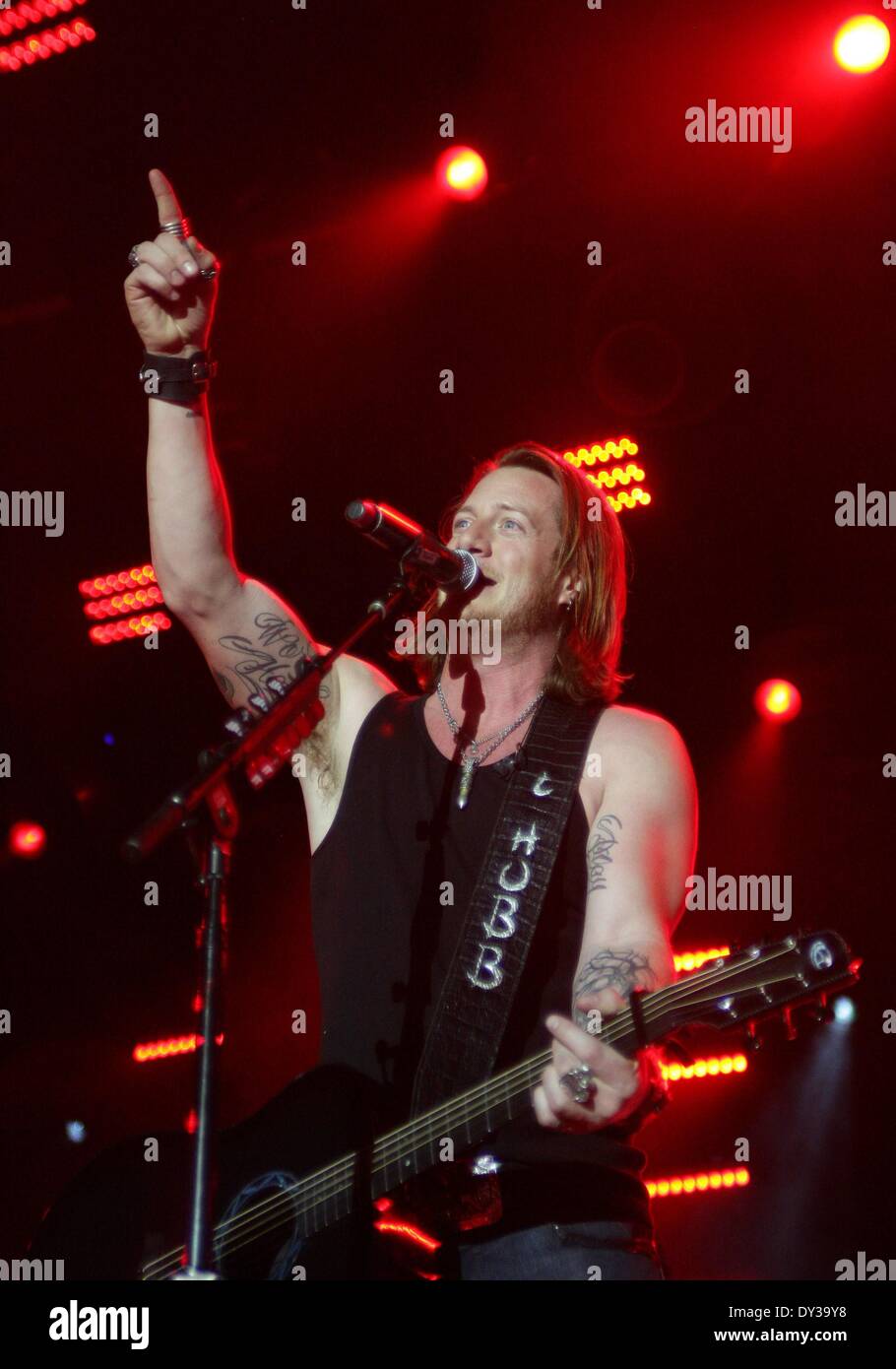 Las Vegas, NV, USA. 4. April 2014. Tyler Hubbard, Florida Georgia Line The LINQ in Anwesenheit für 2nd Annual ACM-Party für ein Ursache-Festival - Fr, Las Vegas, NV 4. April 2014. Bildnachweis: James Atoa/Everett Collection/Alamy Live-Nachrichten Stockfoto