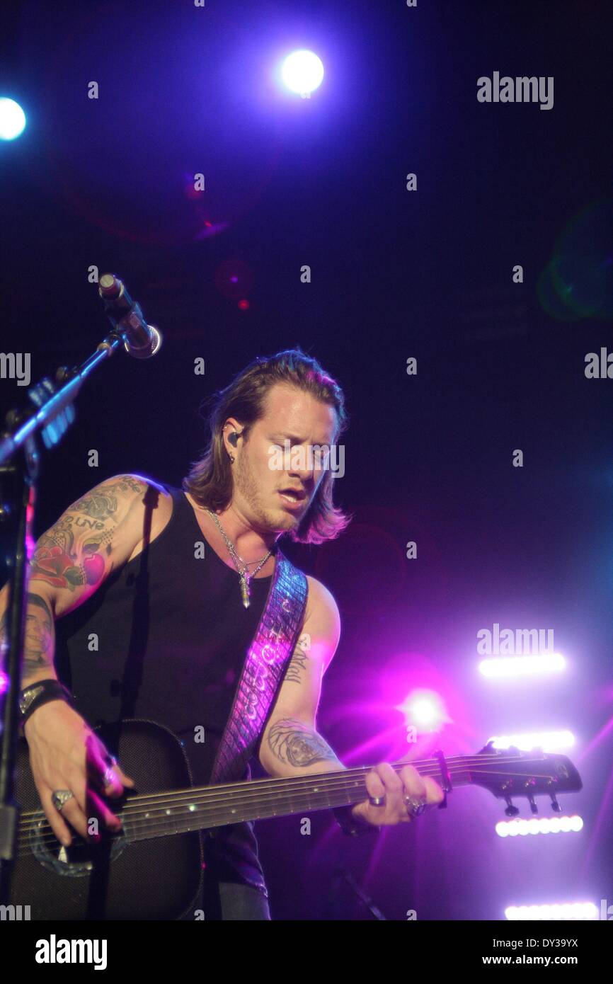 Las Vegas, NV, USA. 4. April 2014. Tyler Hubbard, Florida Georgia Line The LINQ in Anwesenheit für 2nd Annual ACM-Party für ein Ursache-Festival - Fr, Las Vegas, NV 4. April 2014. Bildnachweis: James Atoa/Everett Collection/Alamy Live-Nachrichten Stockfoto